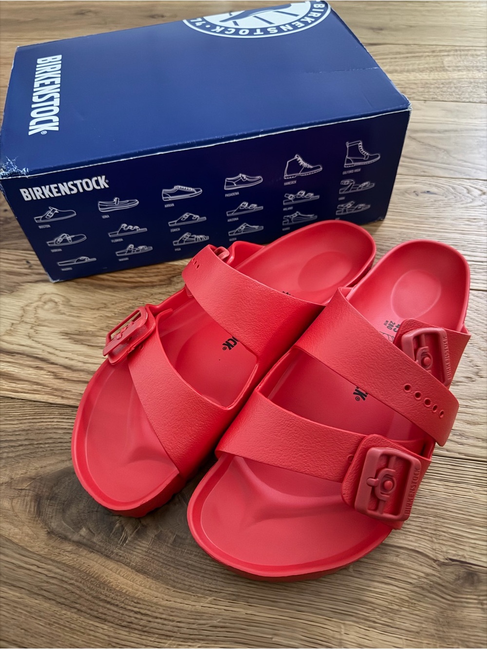 NWT Birkenstock Arizona Essentials EVA Active Red Size 43 Men’s 10